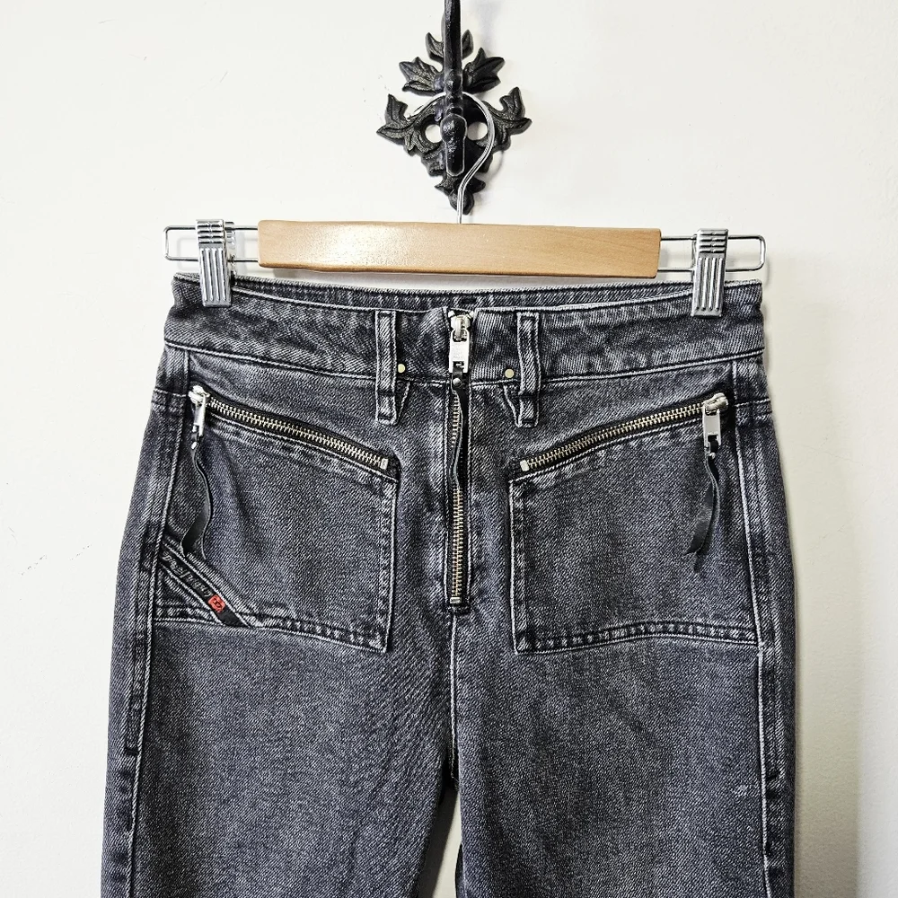 Diesel D-Earlie Flare Jeans Size 26 Zip Fly Dark Wash Raw Hem EUC - Picture 4 of 8